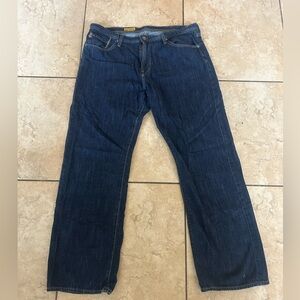 The Hero Jeans Size W38